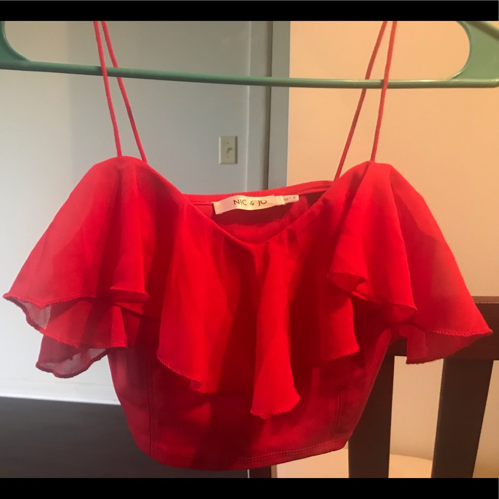Nic and Jo red crop top